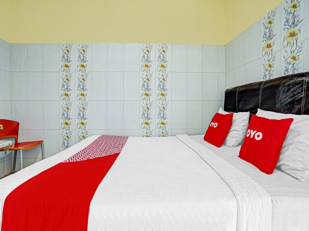 Oyo 90238 Hotel Nusantara Cirebon Exterior foto